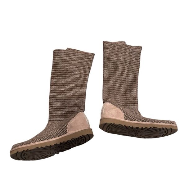 Ugg Australia Classic Cardy Boot Sheepskin Knit Tan Buttons Women's Size 6 - Picture 2 of 4